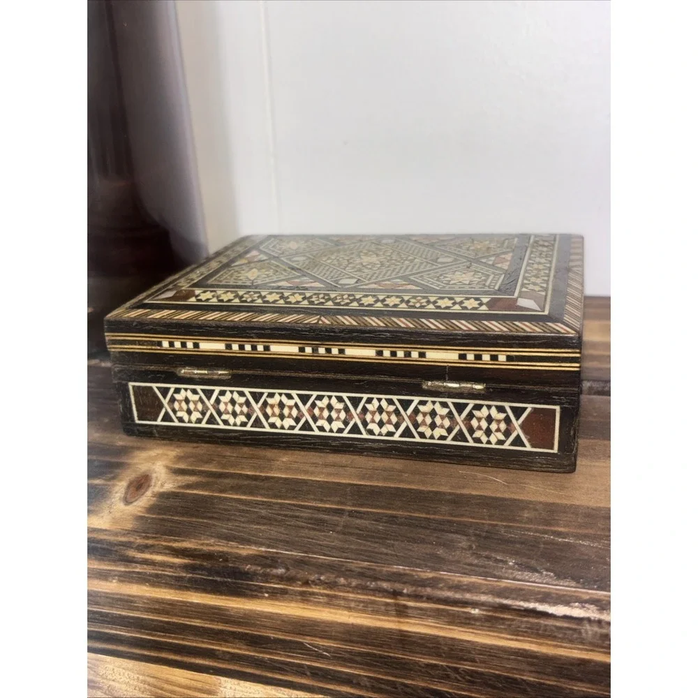 vintage handcrafted wooden trinket box mosaic inlay mother-of-pearl accents